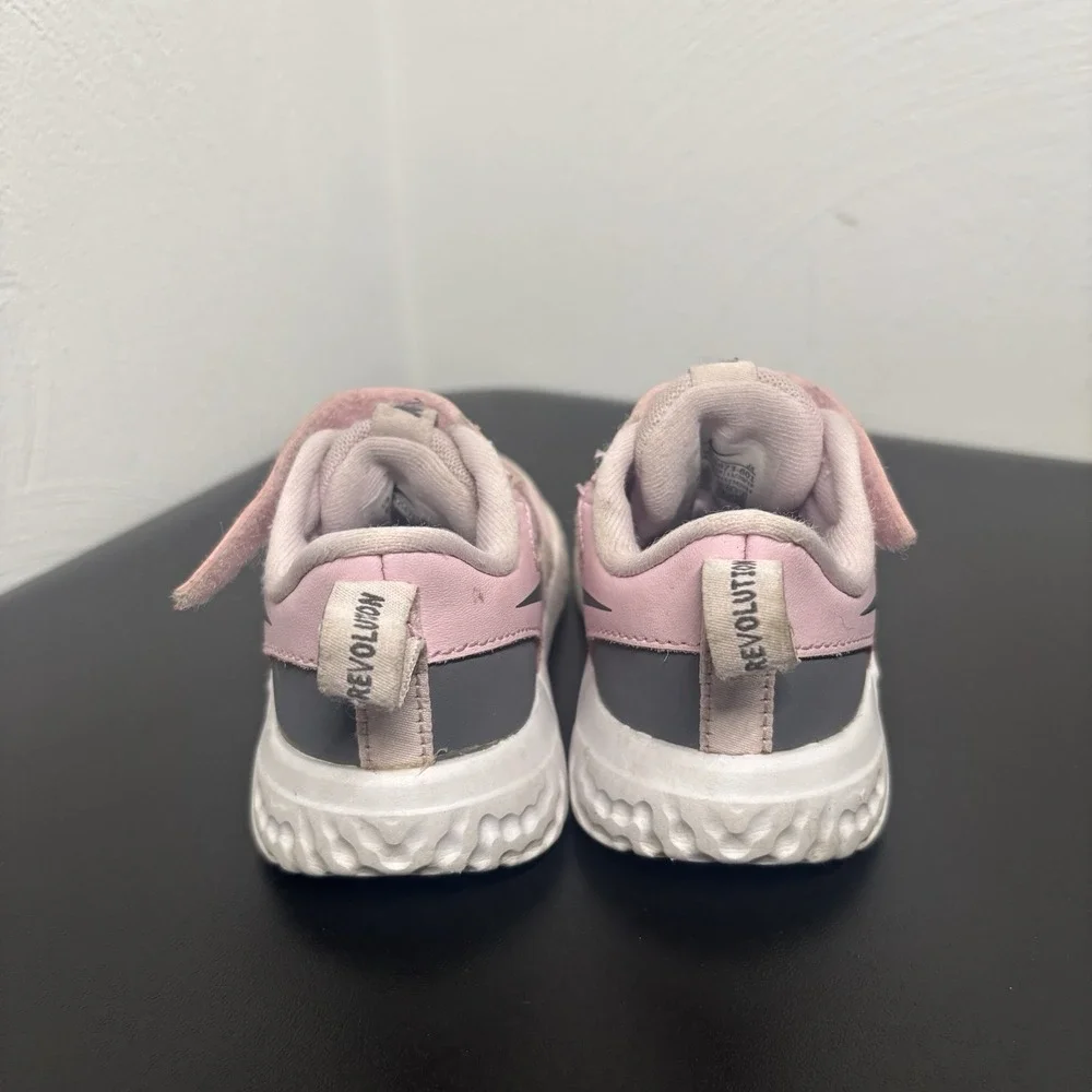 Nike overall good