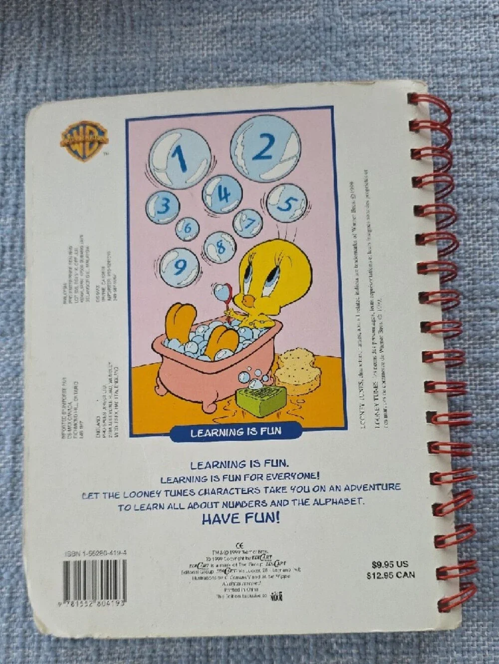 Looney Tunes Bugs Bunny and Numbers - Colorful Kids Learning Book