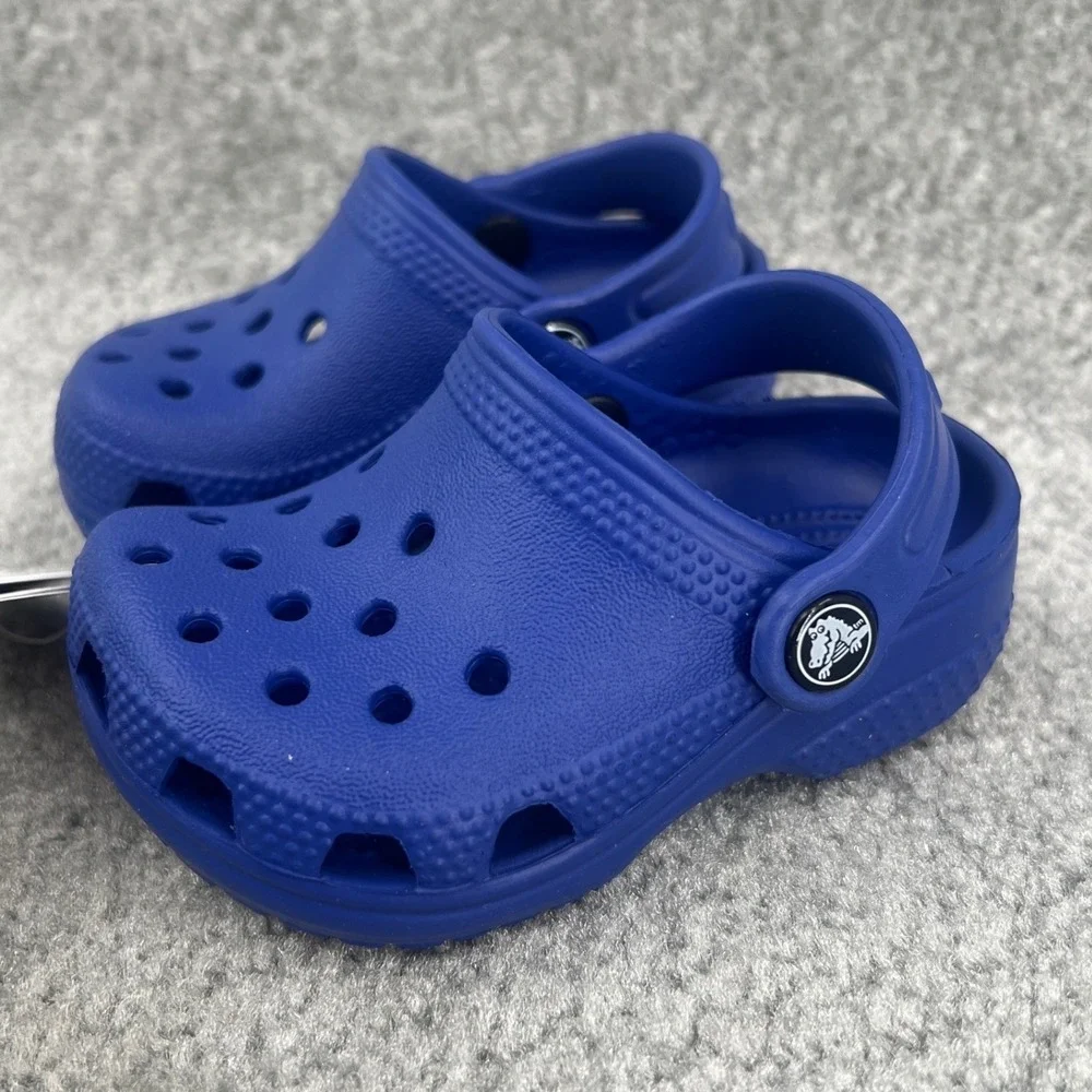 CROCS keep your