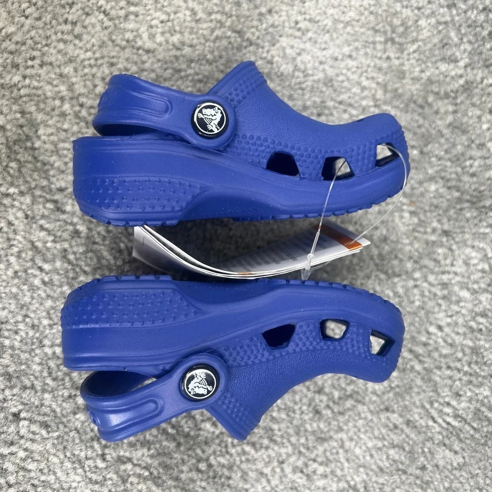CROCS keep your