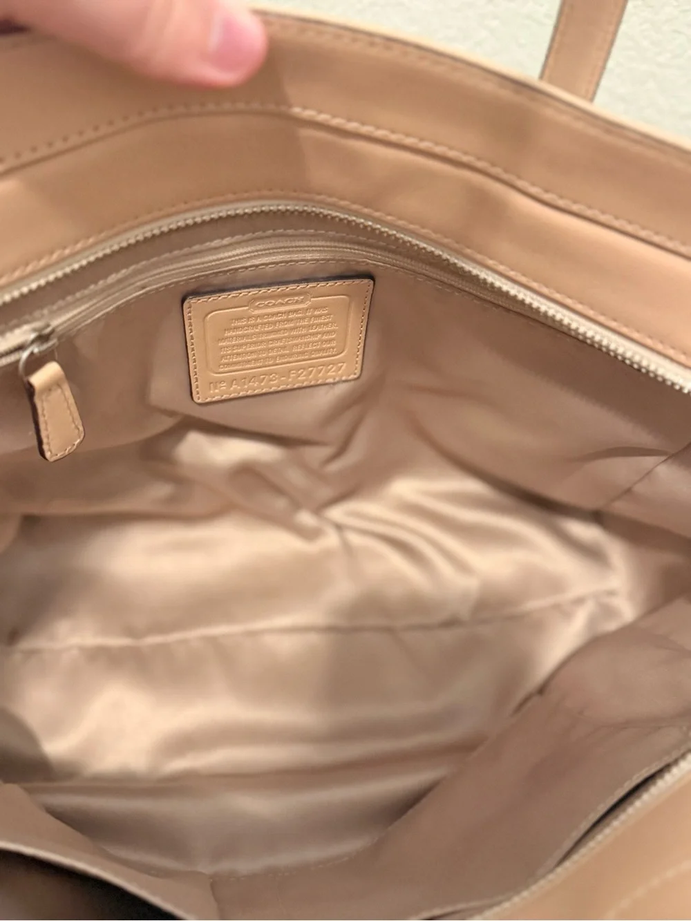 Coach authentic taylor