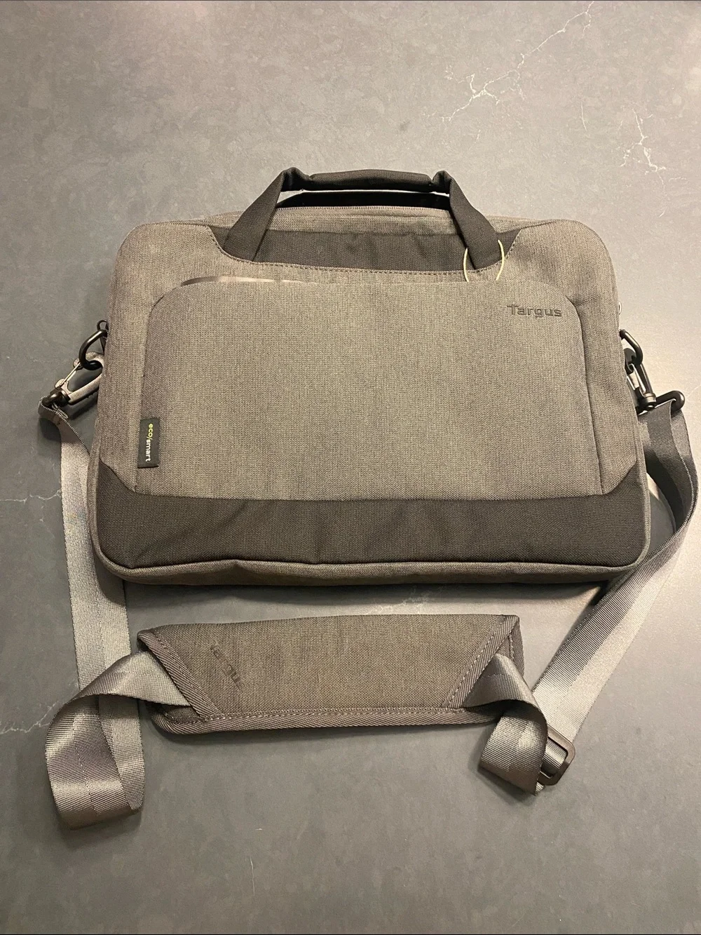 Targus Gray and Black Laptop Messenger Bag