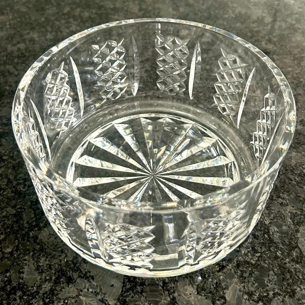 WATERFORD CRYSTAL Vintage Serveware bowl Decorative piece Elegant Crystal Clear