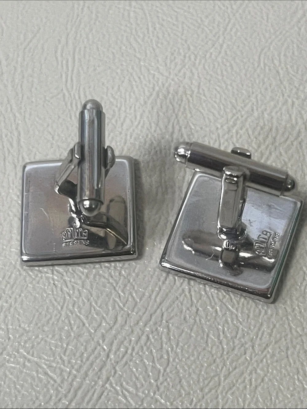 Amita silver square