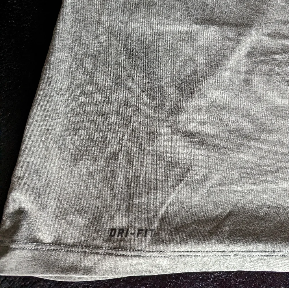 Nike pro tee