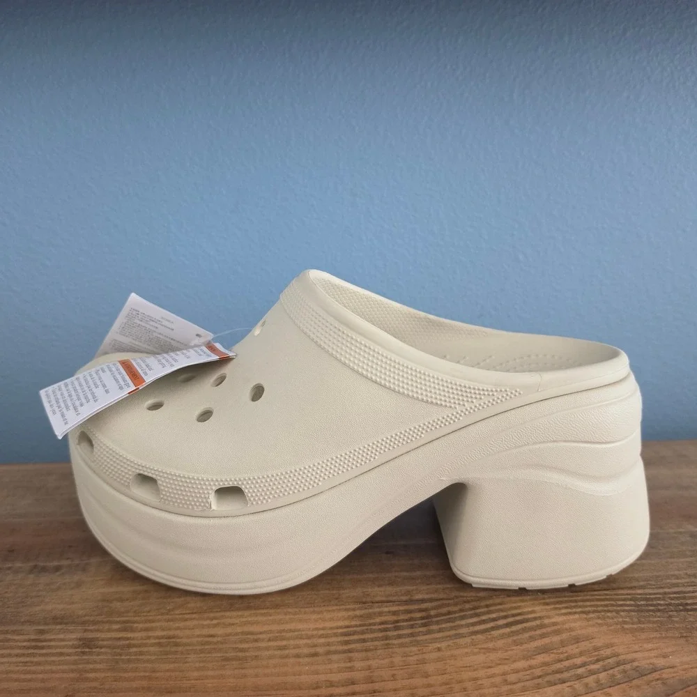 CROCS siren clogs