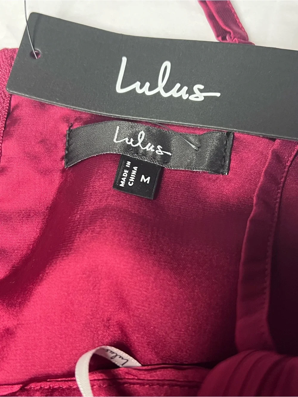 Lulus description it