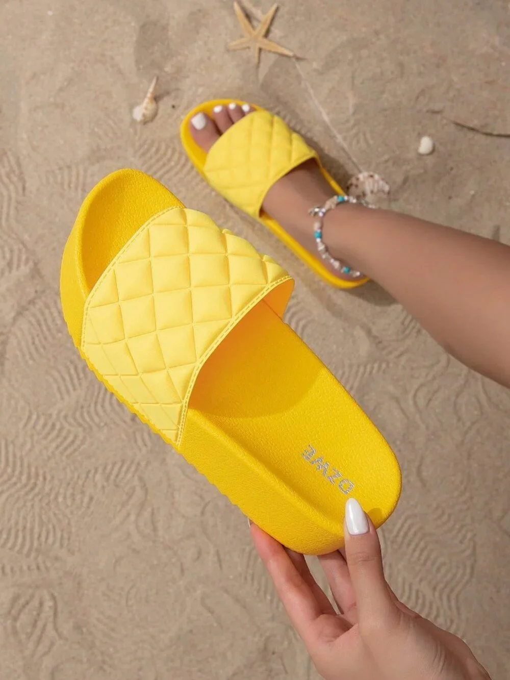 N/A yellow fashionable