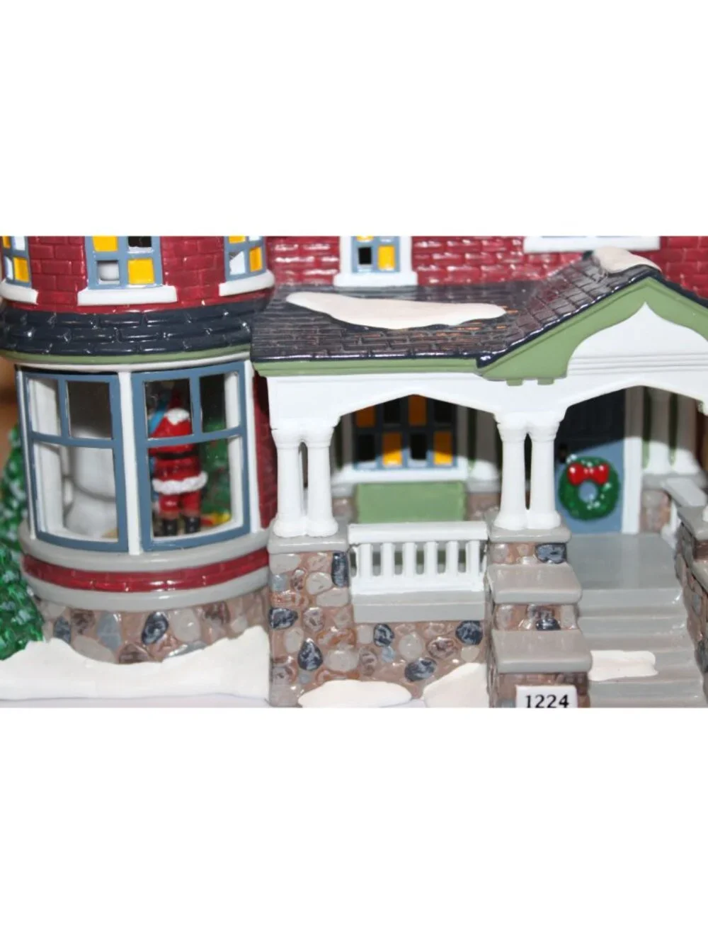 Dept 56 Snow Village - 1224 Kissing Claus Lane Gift Set