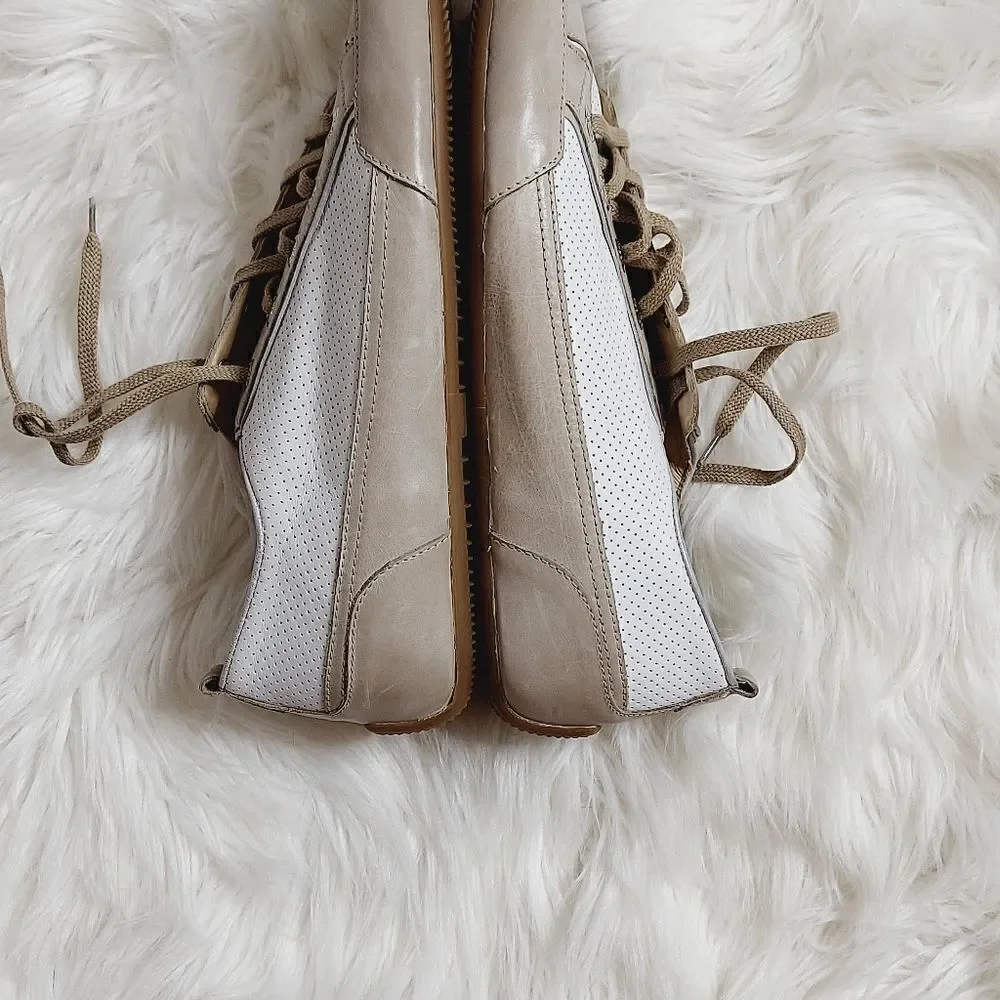 Semler white tan