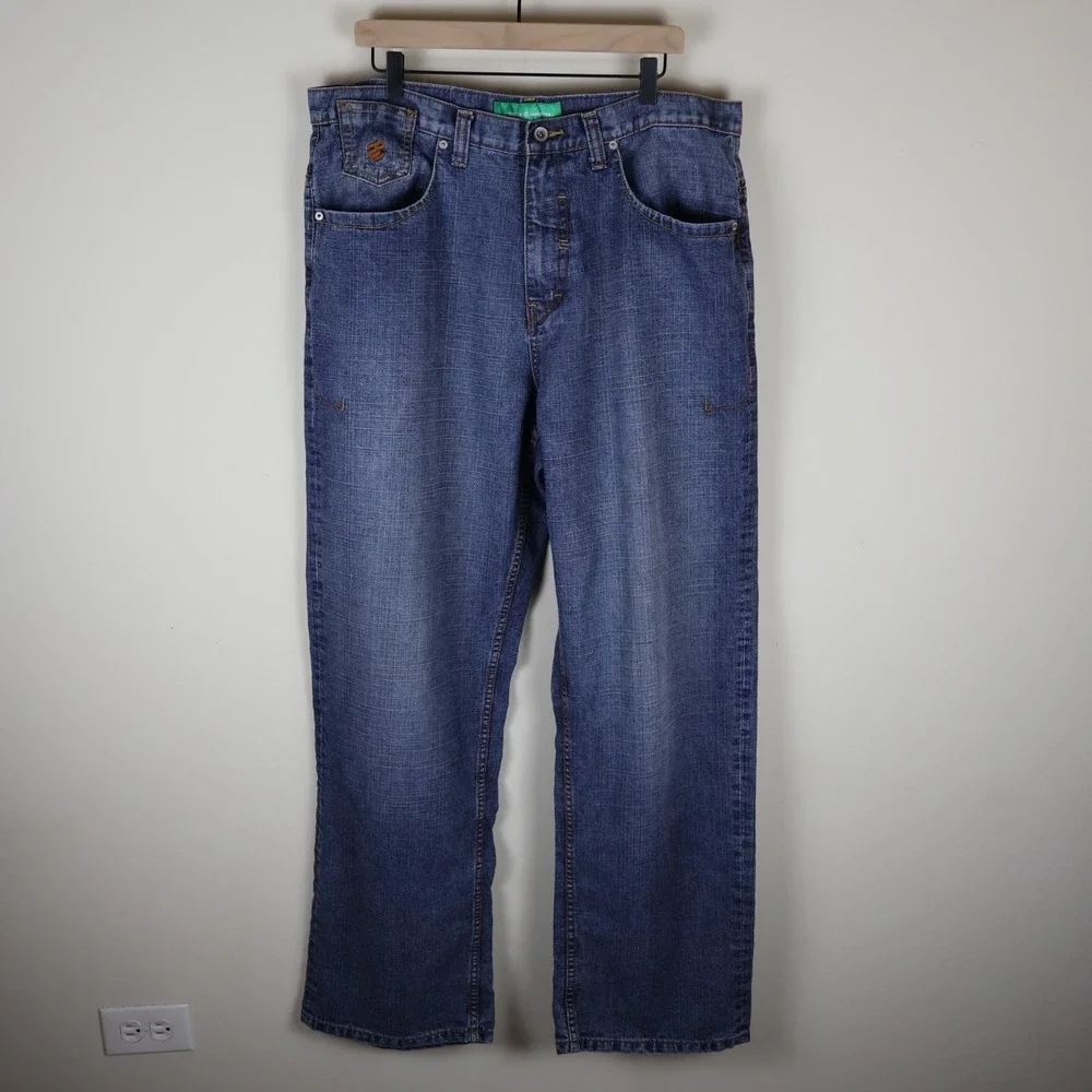 Vintage Y2K Rocawear Baggy Embroidered Jeans Size 38 Waist 38