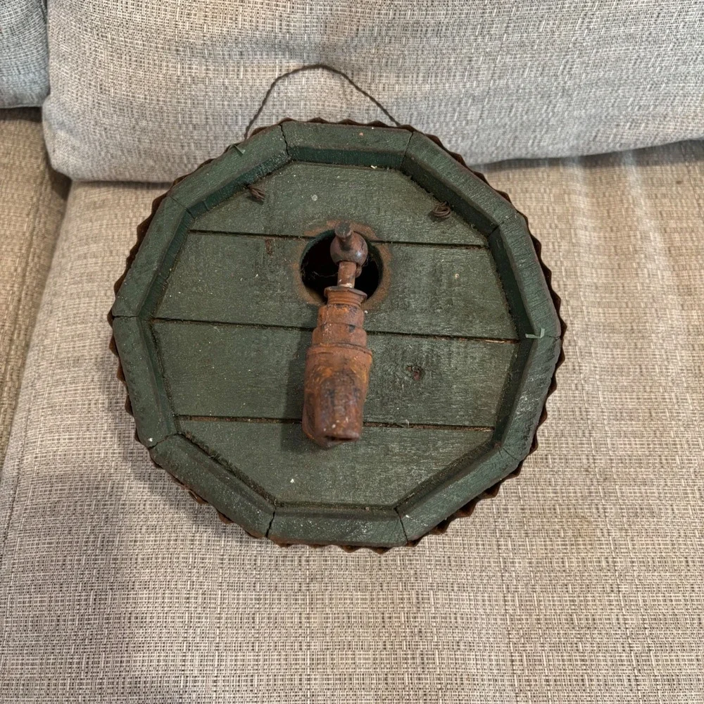 Rustic Vintage‎ Green Octagon Birdhouse Faucet Spigot Metal Trim Garden Decor