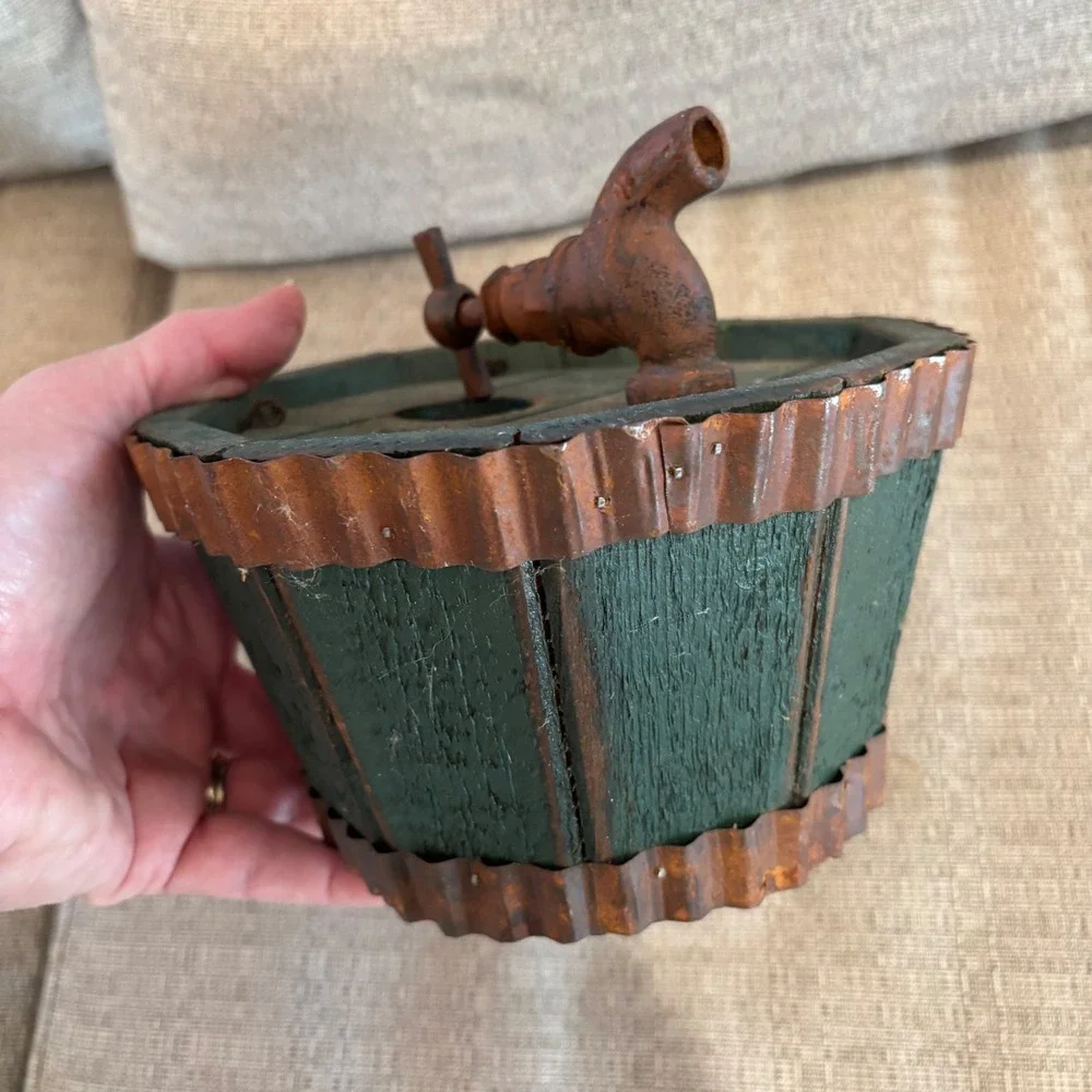 N/A wooden under unique