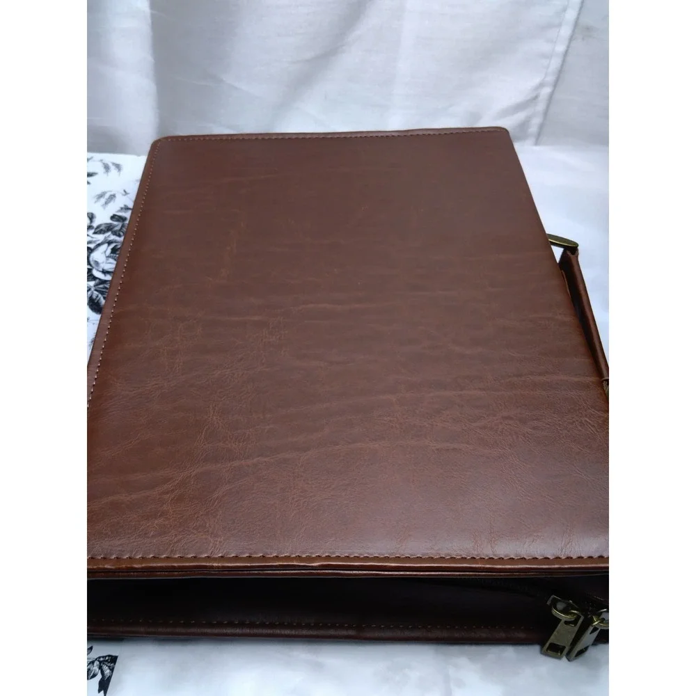 N/A finpac leather