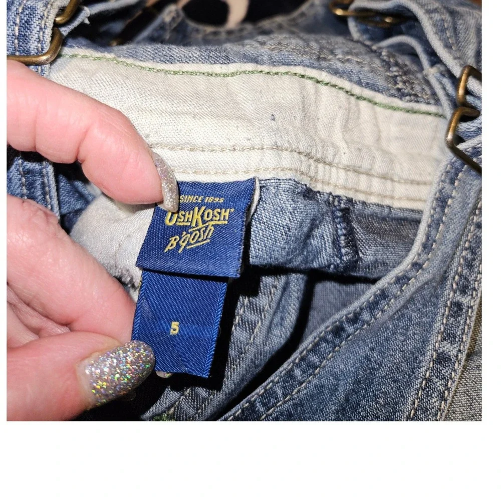 OshKosh Bgosh iconic play