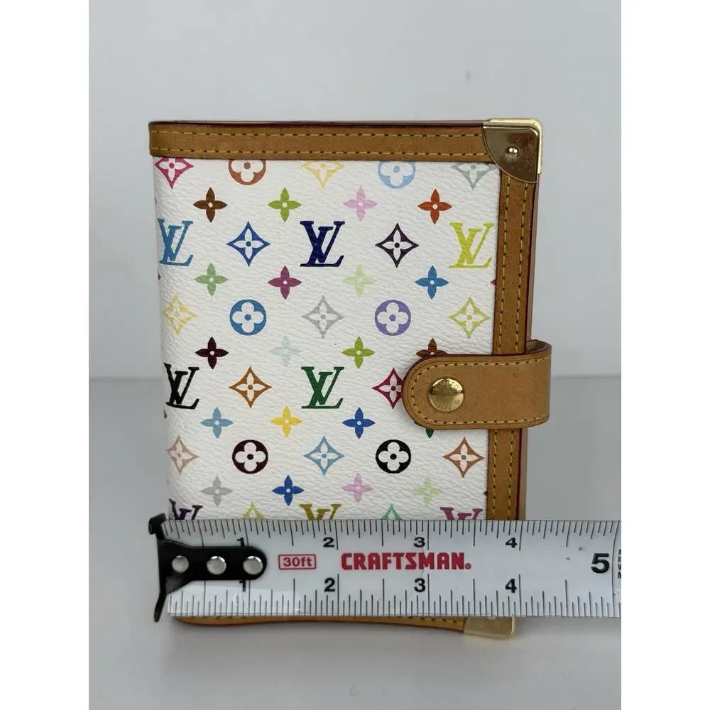 Louis Vuitton description louis