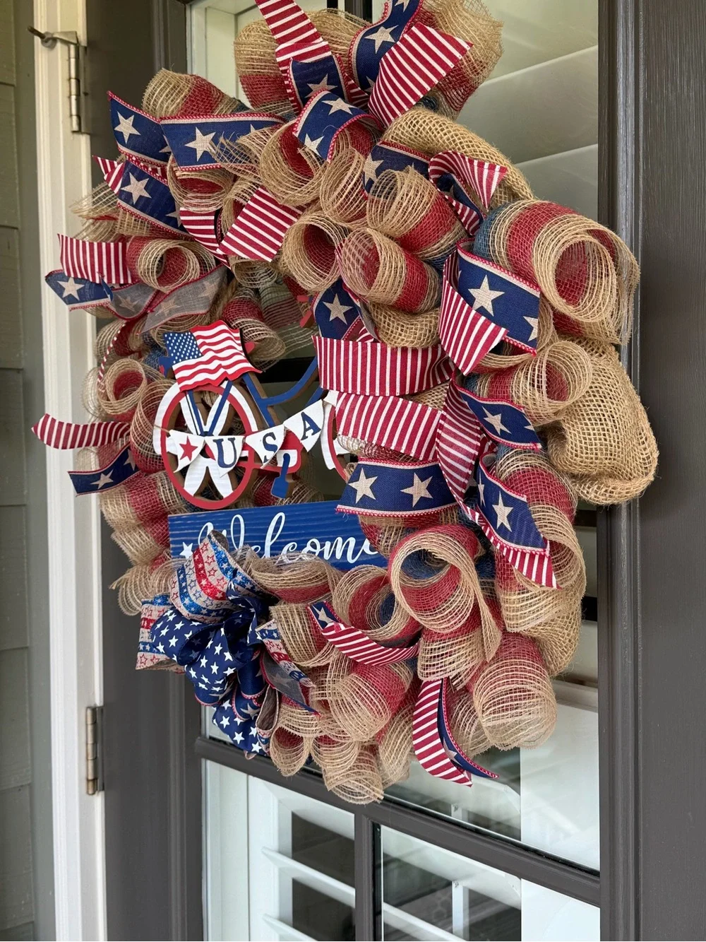 N/A ribbons display across