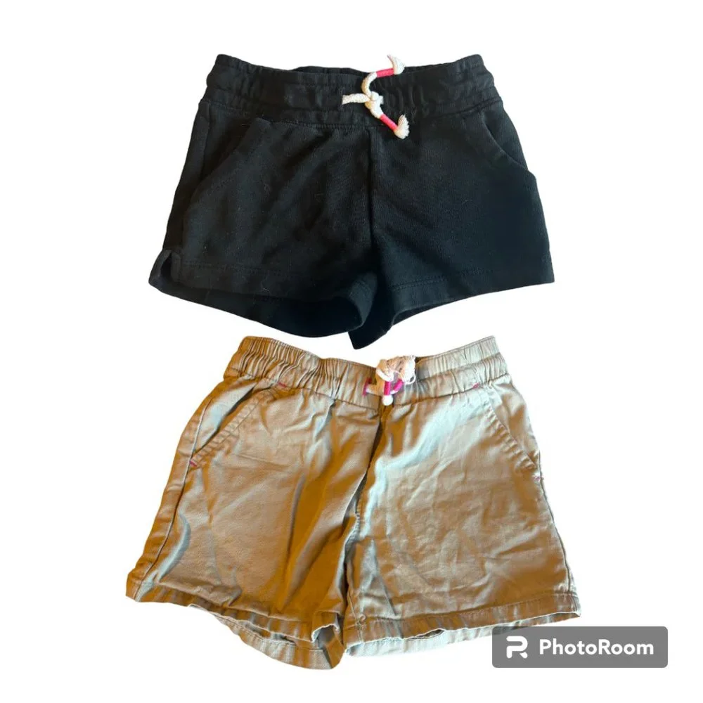 Cat and Jack lot of 2 pairs of Girl's shorts black and‎ khaki 2t