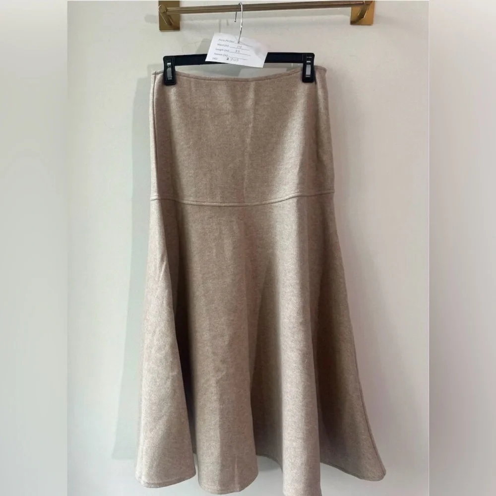 OGL Beige Knit Midi Skirt XS Waist 14” Length 33” | 203