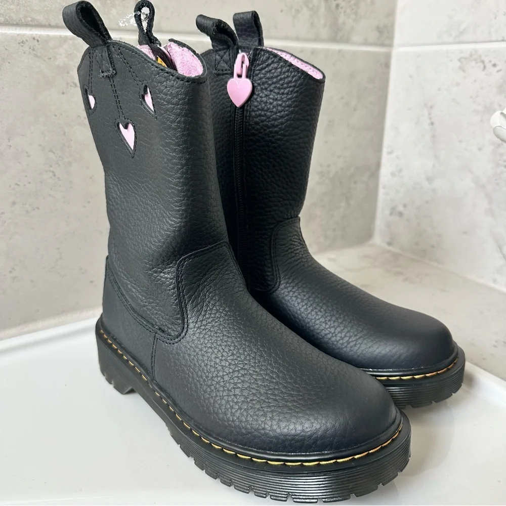 Dr. Martens junior heart