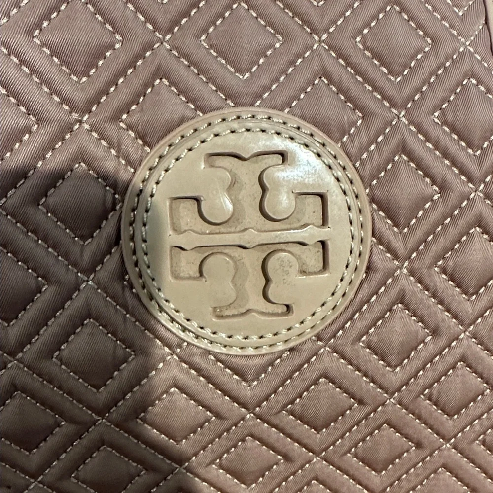 Tory Burch structured medallion essentials