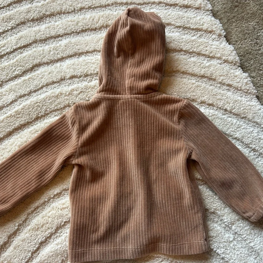 Disney nwot baby hooded