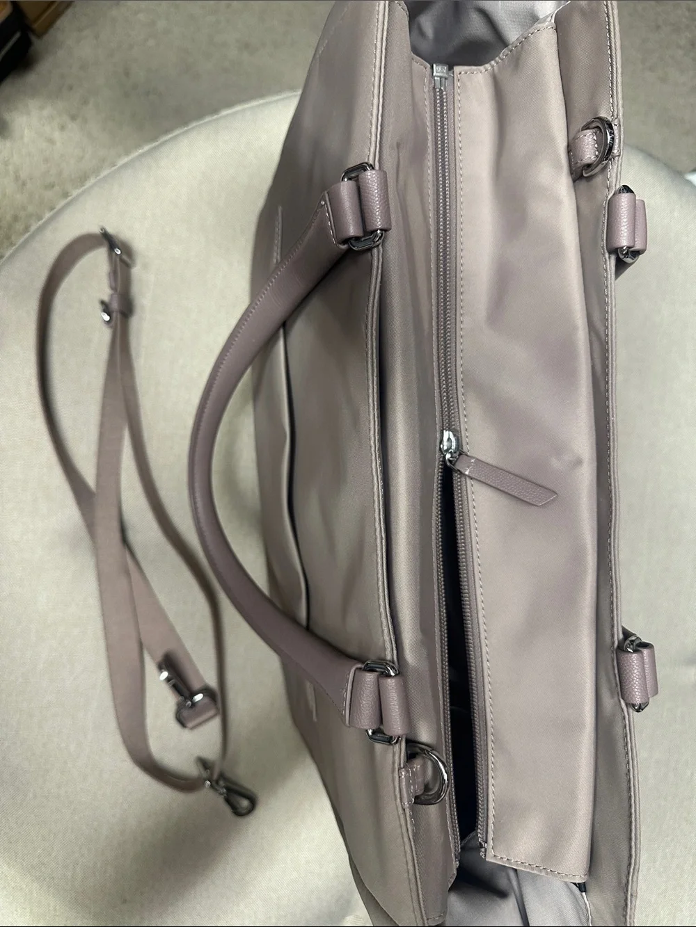 Tumi used laptop
