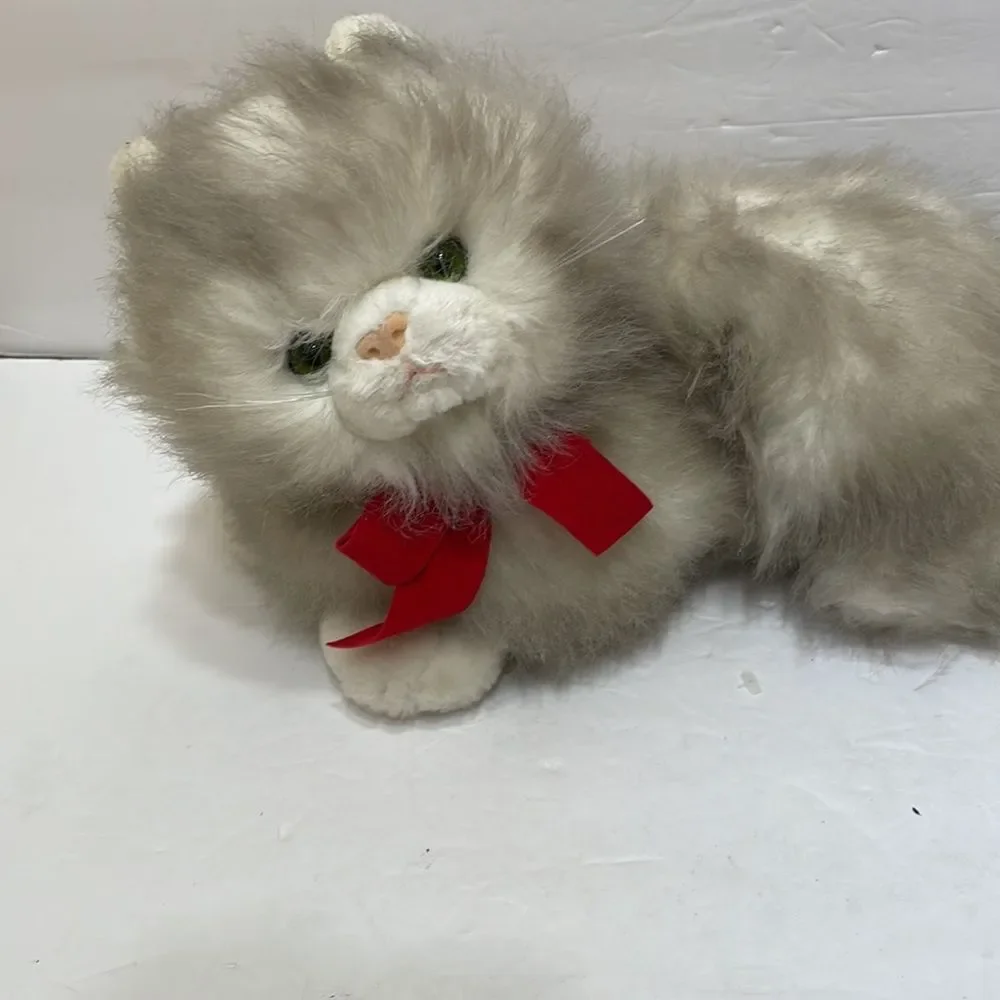 VINTAGE RUSS NIKKI GRAY PLUSH CAT WITH GREEN EYES‎