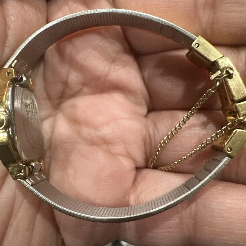 Works 17mm‎ Orient Octagonal Ladies Bracelet Watch Black Dial Quartz Vintage