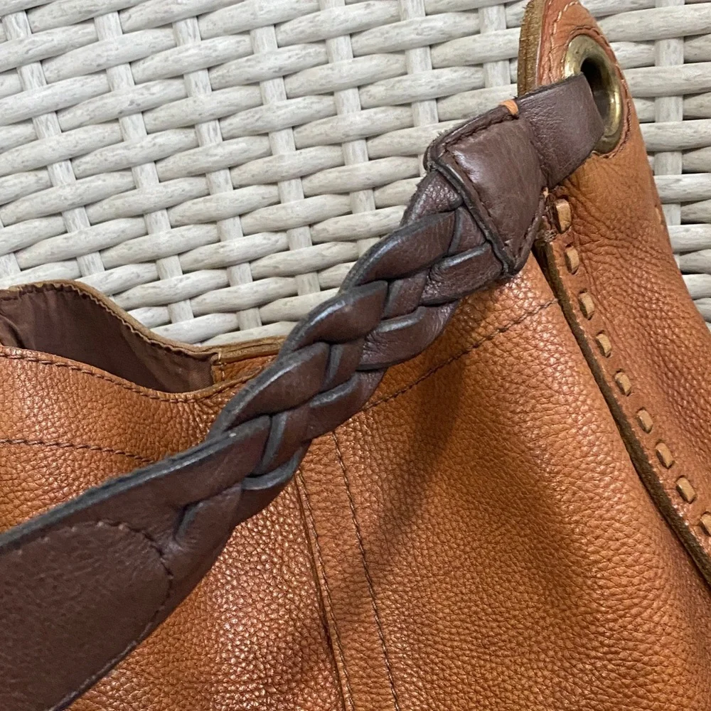 versatile brown