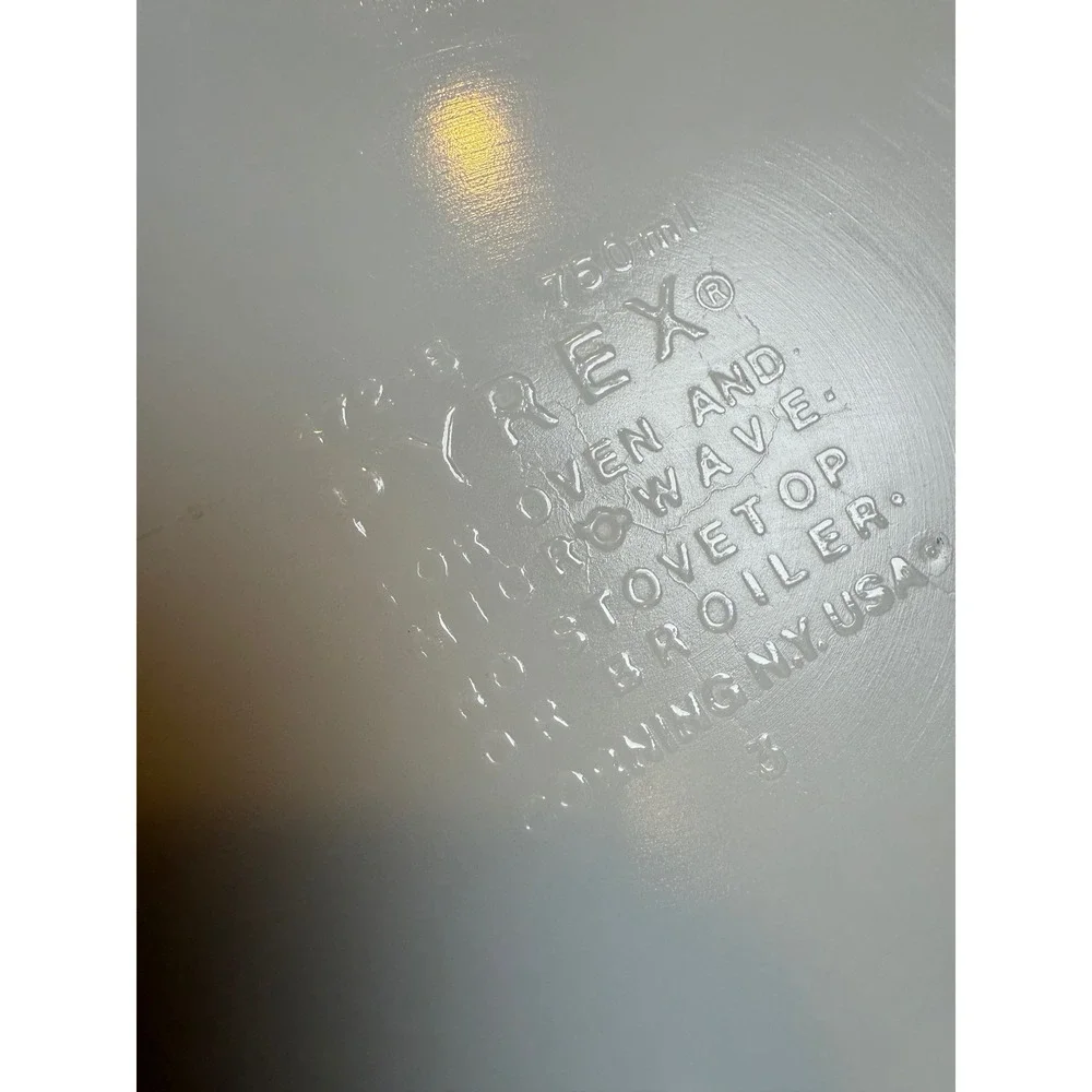 Pyrex vintage 472