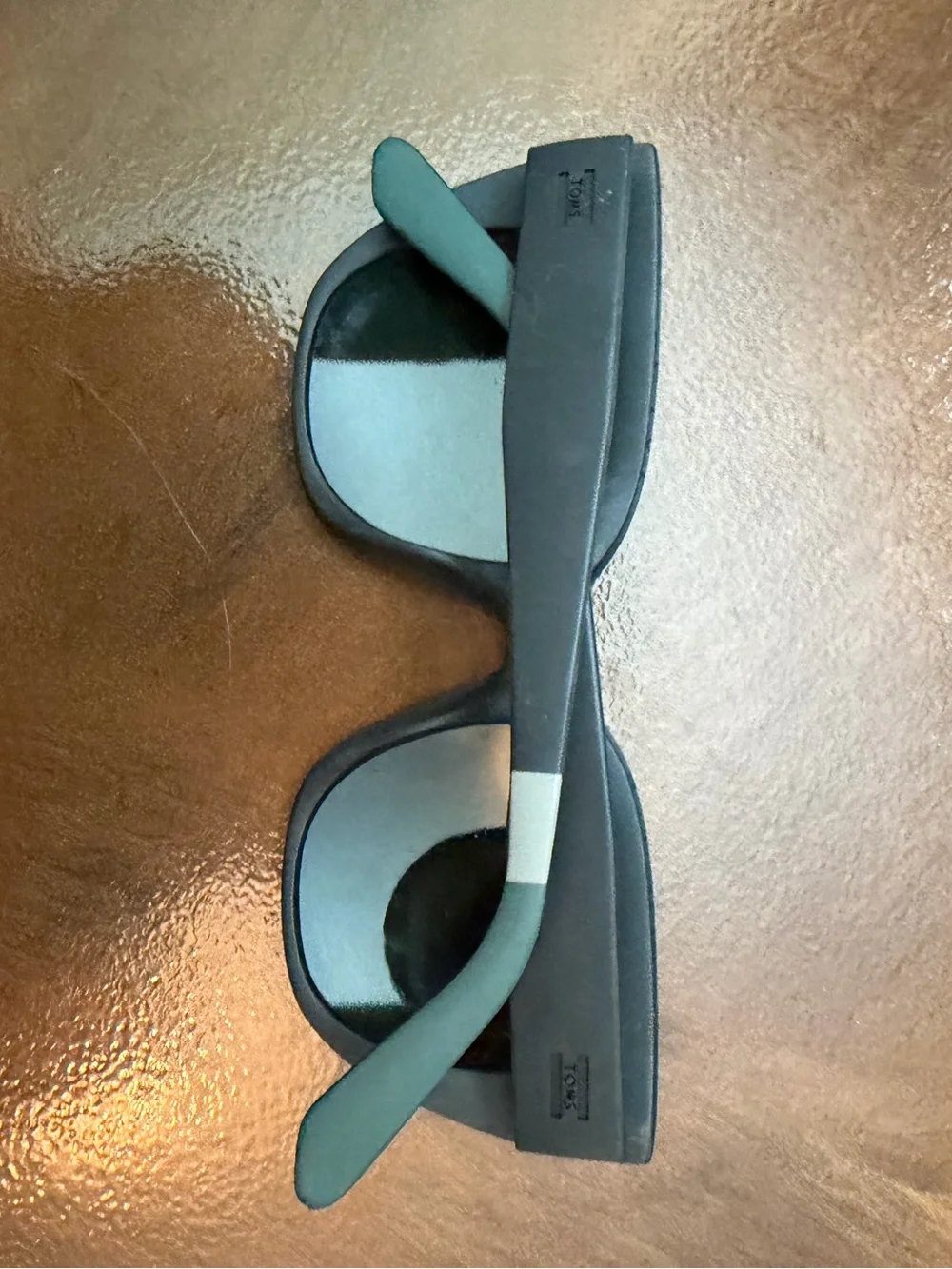 Toms sydney matte