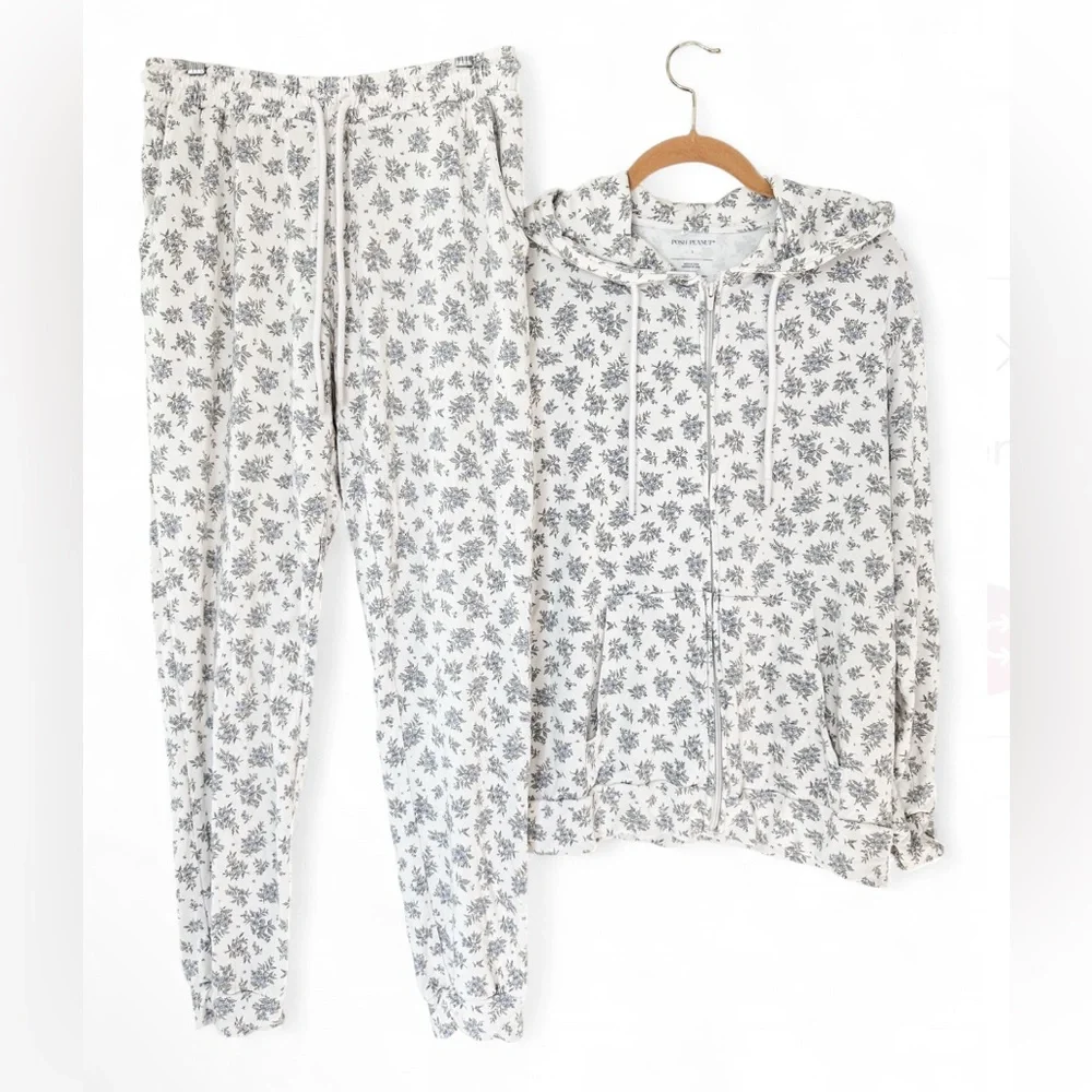 Posh Peanut Floral Women’s Matching Lounge Set - Medium/Large