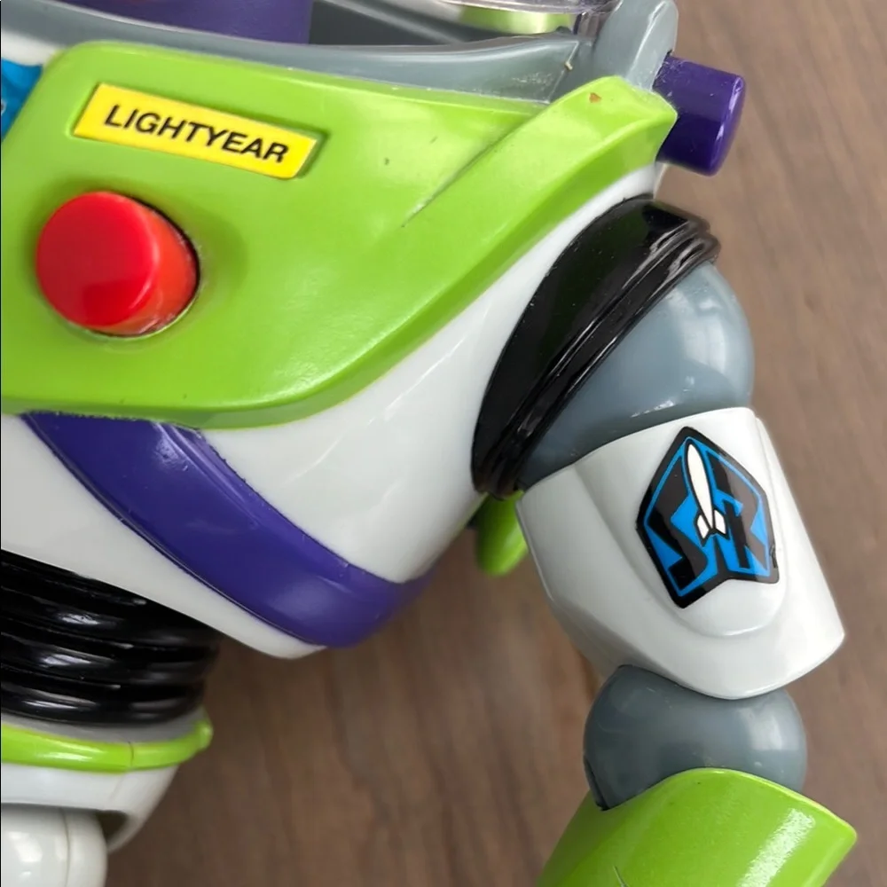 Disney embark intergalactic