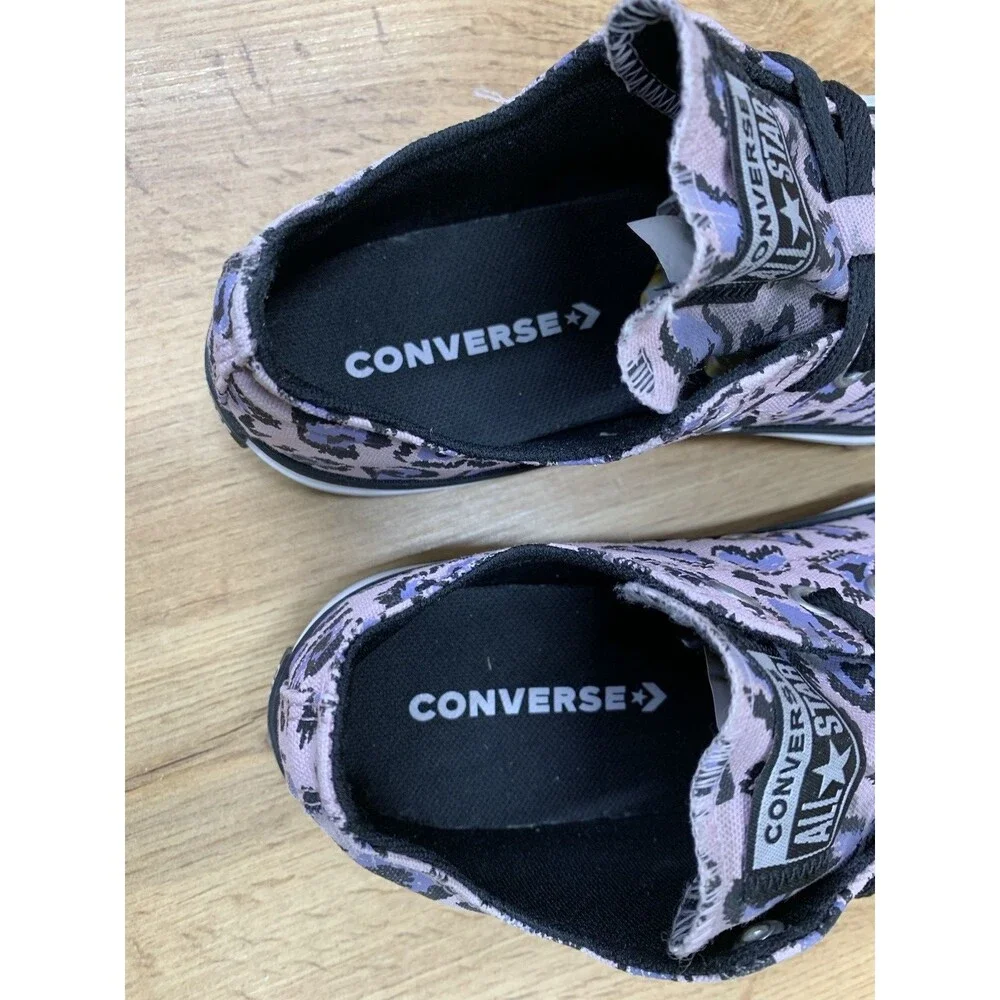 Converse please noticeable couple