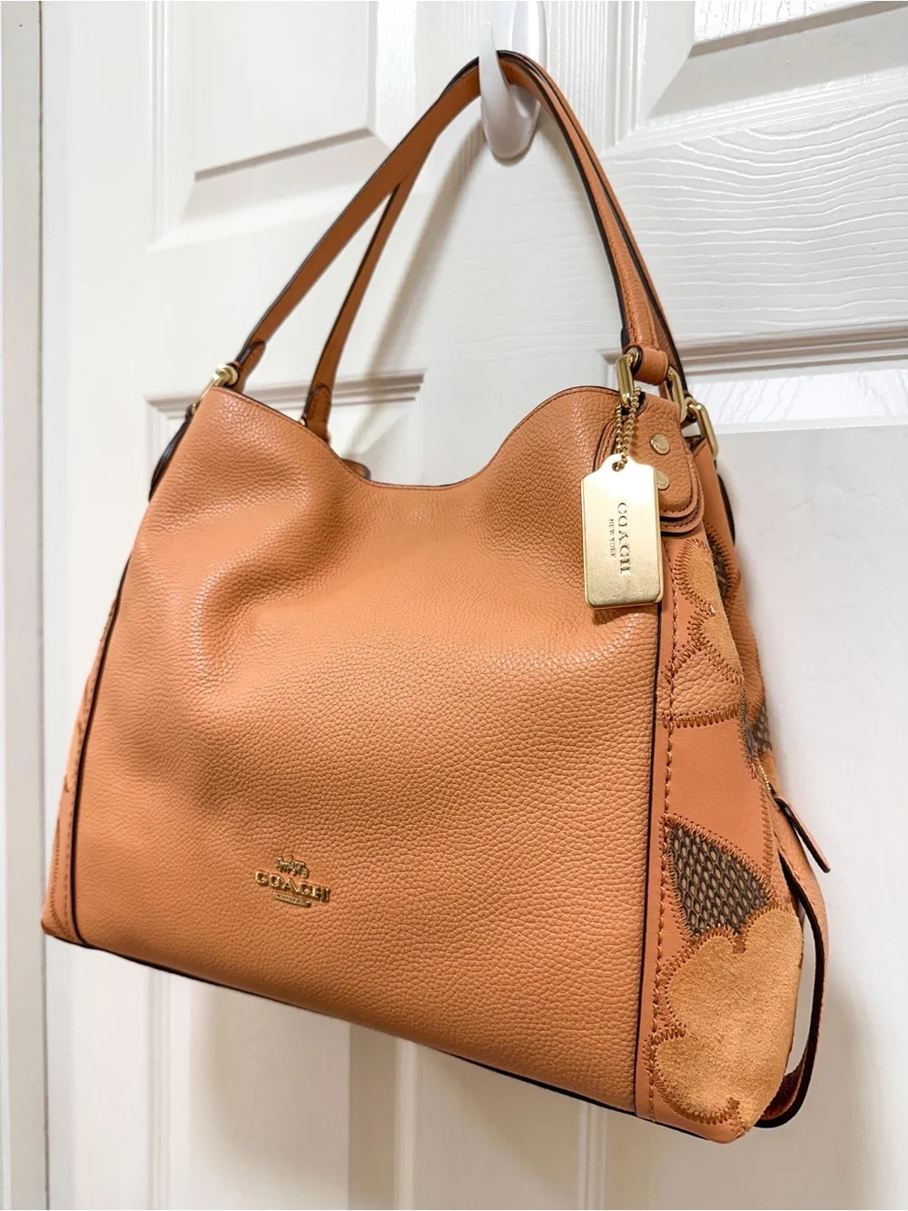 Coach authentic premium