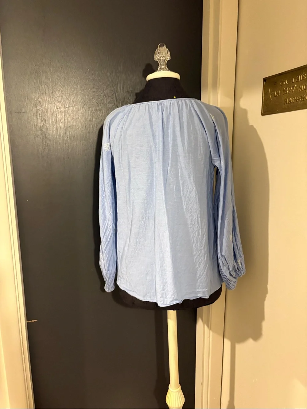 Zara light pale