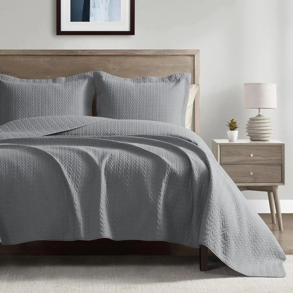 3 Piece Quilt Set, Coverlet Set, Pinsonic Quilted. Queen‎ Size 90x96 inches GREY