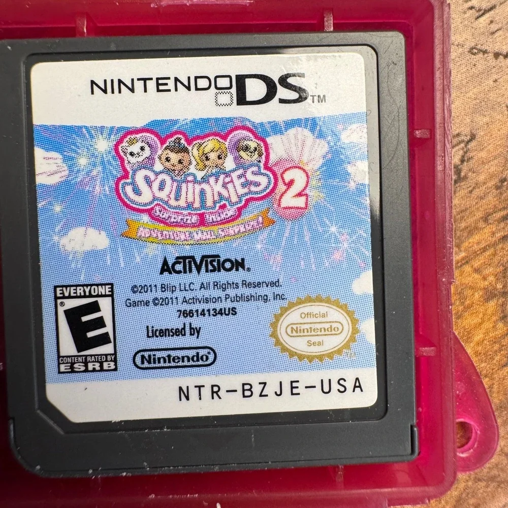 Squinkies 2 Adventure Mall Surprize‎ Nintendo DS Game Activision NTR-BZJE-USA