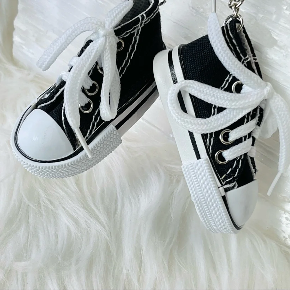 - mini sneakers