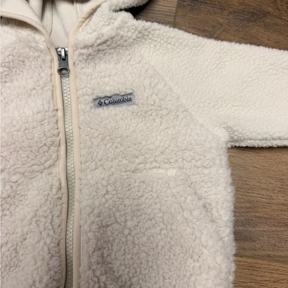 Columbia adorable infant