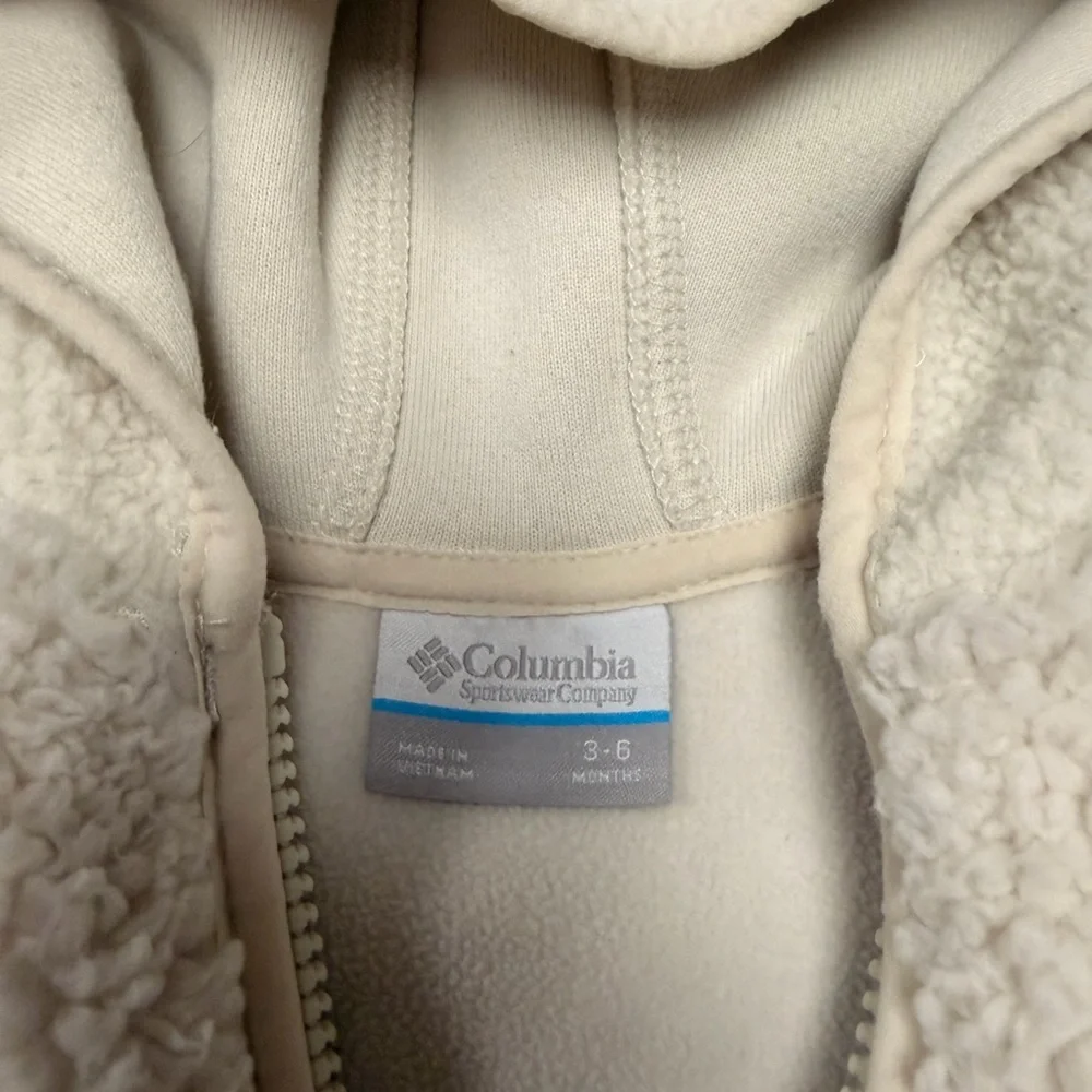 Columbia adorable infant