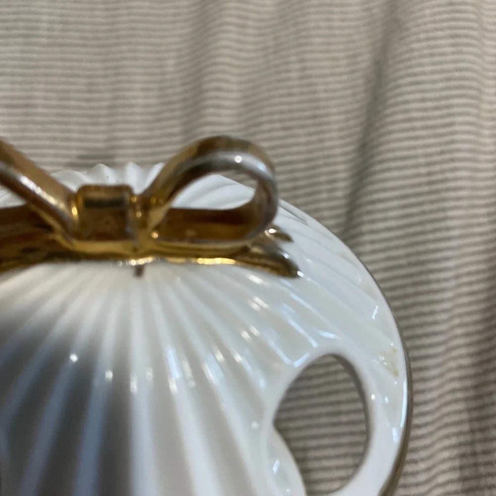 Seymour Mann 18k Gold Nostalgia Toothbrush Holder
