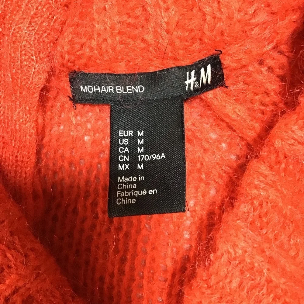 H&M bright red