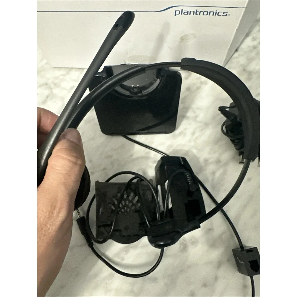 Plantronics CS510 Wireless Headset System w/ Base 84691-01 In‎ Original Box