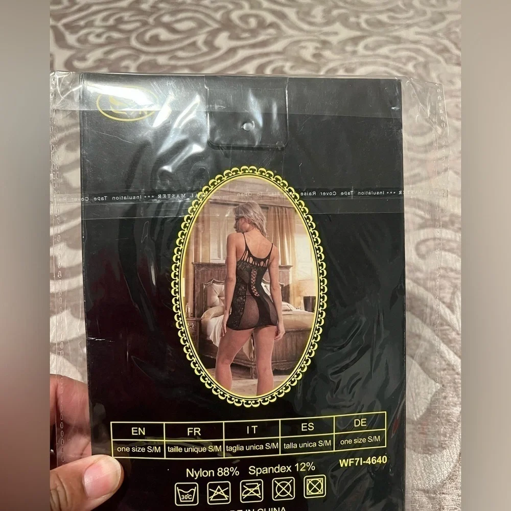Fashions Universe new package