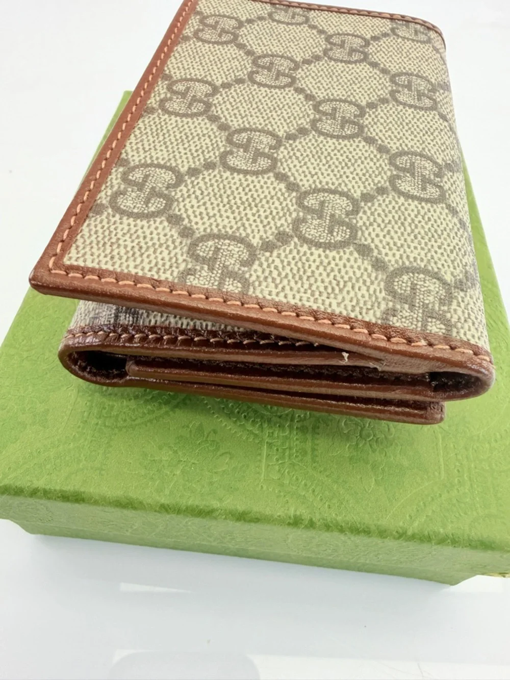 Gucci authentic brown