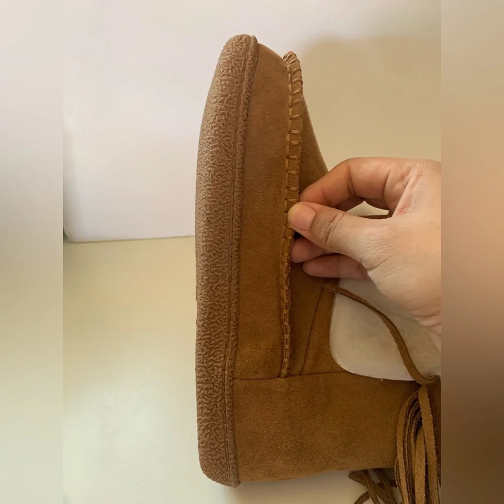Leather Goods by MUK LUKS Camel Veroni Fringe Suede Boot women’s size 9
