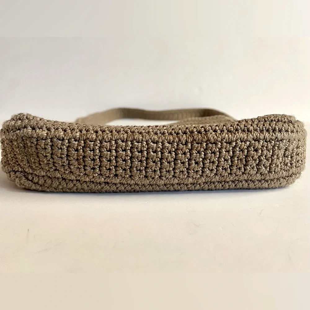 The Sak sak minimalist