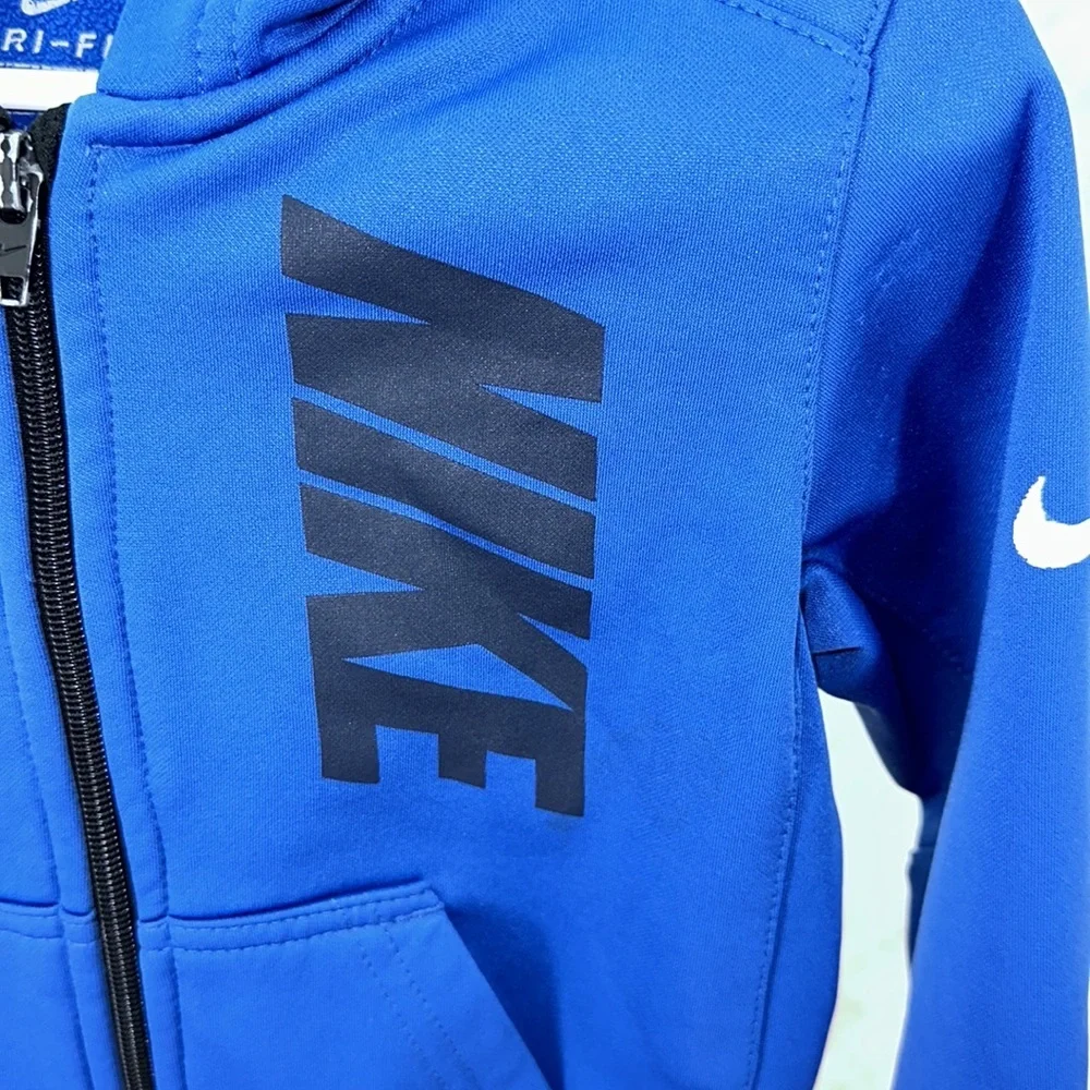 Nike boys 2t